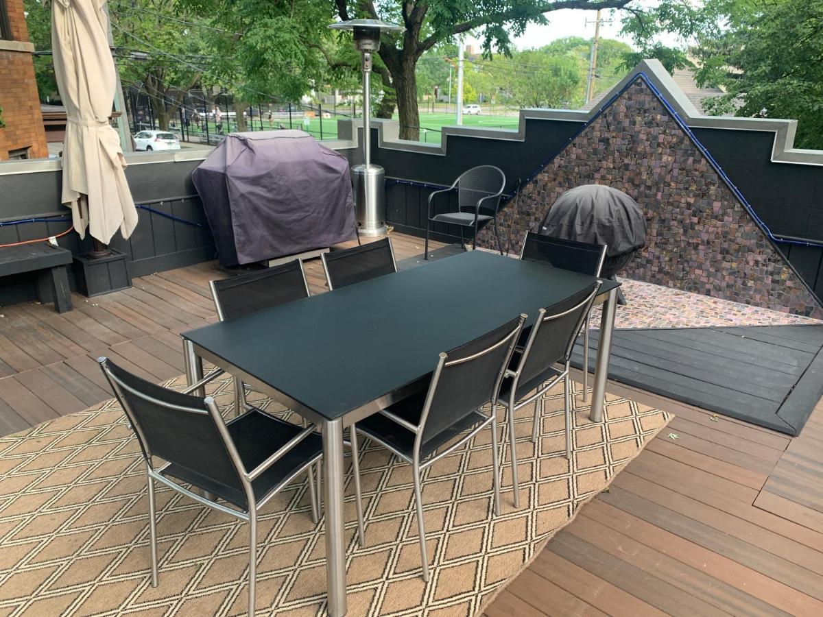 Oak Park Beauties - Tree Lined Streets - Walkable Διαμέρισμα Εξωτερικό φωτογραφία